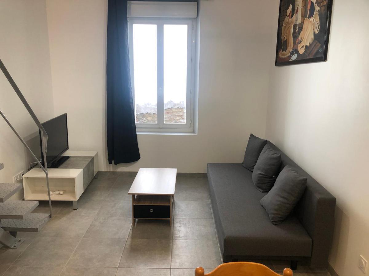 Appartement En Centre Ville Hyeres Bagian luar foto